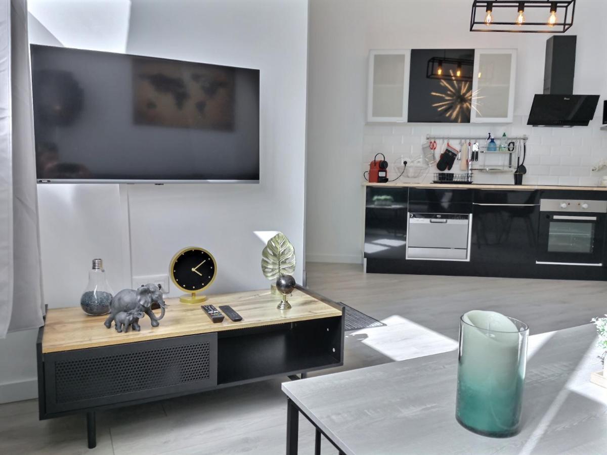 L'ATELIER Netflix - 500m Musée BD Angoulême Esterno foto
